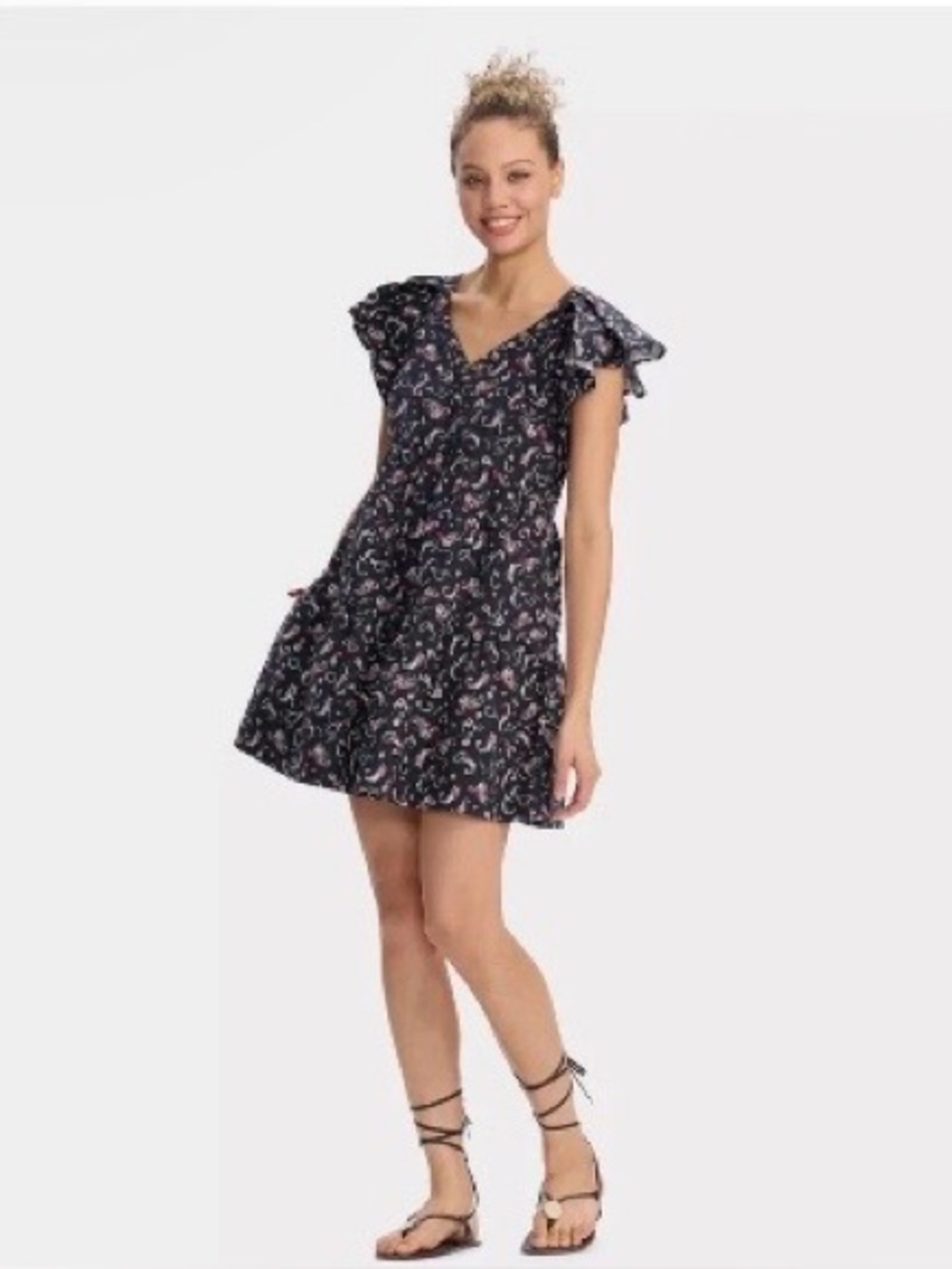 Floral Ruffle-Sleeve Mini Dress in Black universal Thread M